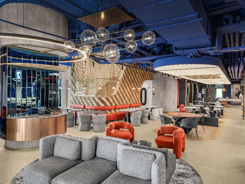 Tribe Budapest Airport - Bar