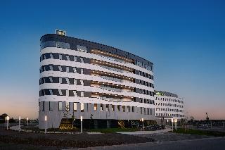 Tribe Budapest Airport otel fotoğrafı