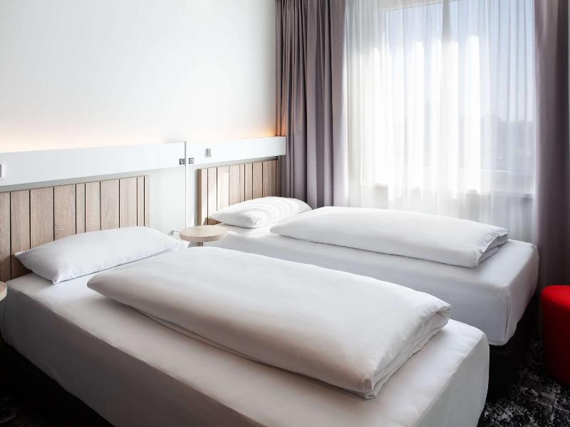 ibis Hotel Berlin Airport - Oda