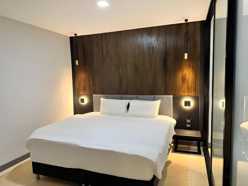 Phulin Resort Phuket - Oda