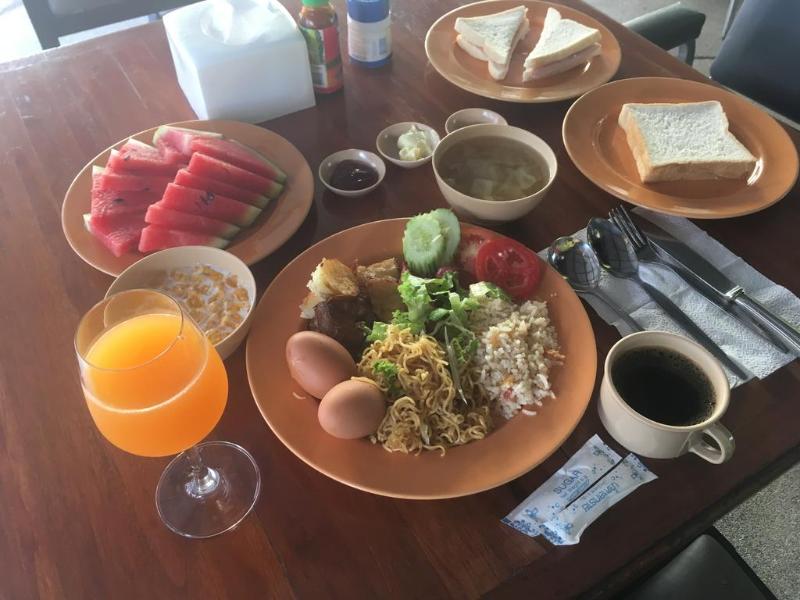 Phulin Resort Phuket - Restoran