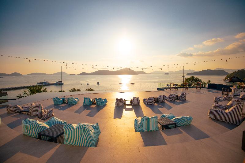 Sri Panwa Phuket Luxury Pool Villa Hotel - Bar