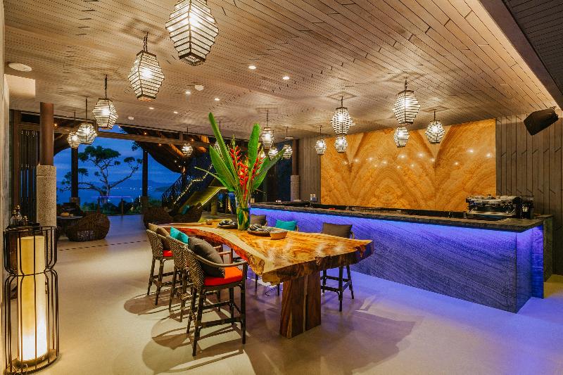 Sri Panwa Phuket Luxury Pool Villa Hotel - Bar