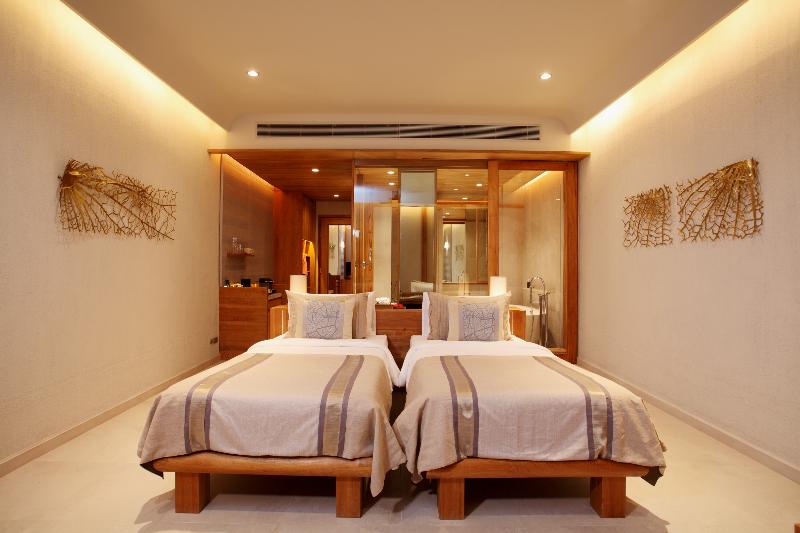 Sri Panwa Phuket Luxury Pool Villa Hotel - Oda