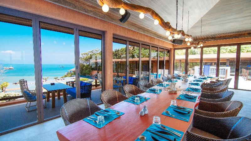 Sri Panwa Phuket Luxury Pool Villa Hotel - Restoran