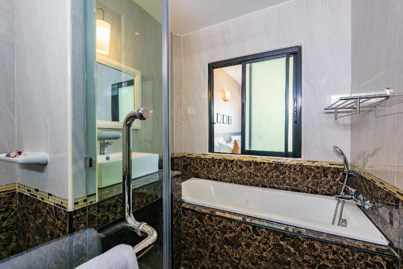 Princess Kamala Beachfront Hotel Phuket - Oda