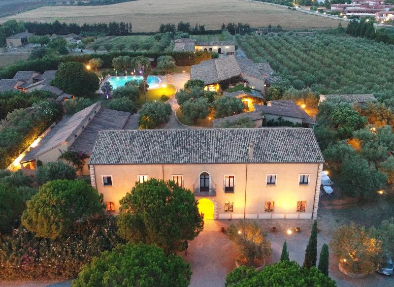 Borghetto Beach Resort - Genel