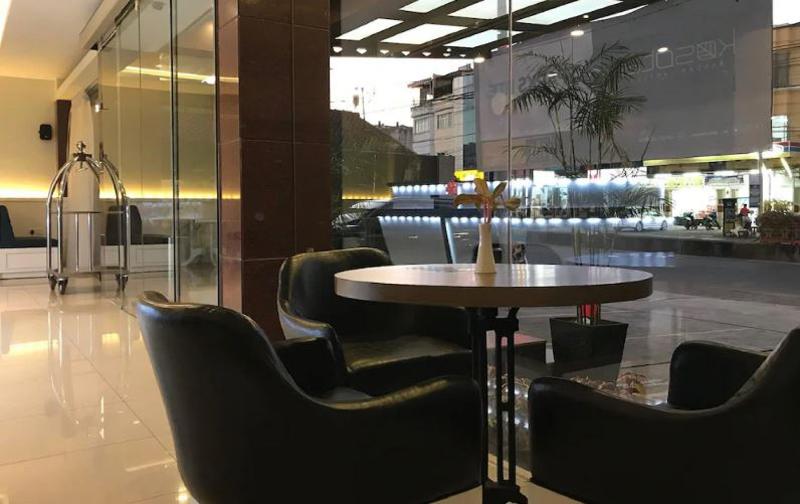 Hotel Alodia - Lobi