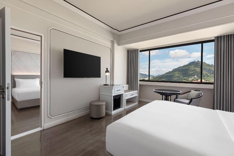 Courtyard by Marriott Phuket Town - Oda