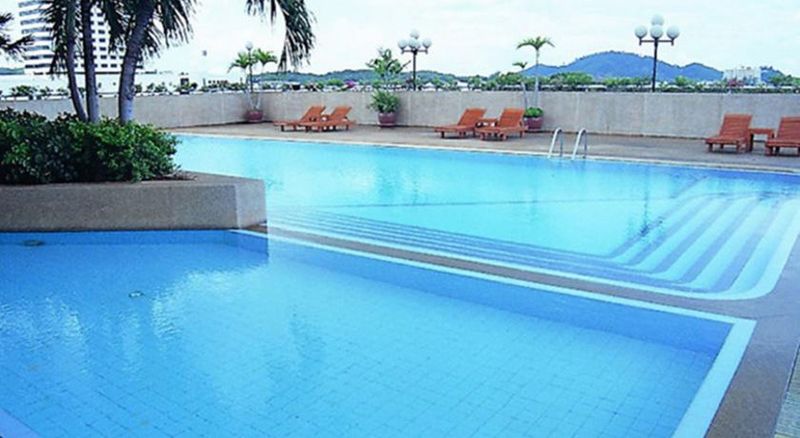 Courtyard by Marriott Phuket Town - Havuz