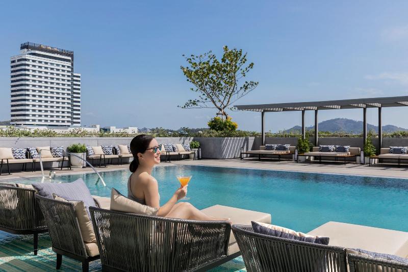 Courtyard by Marriott Phuket Town - Havuz