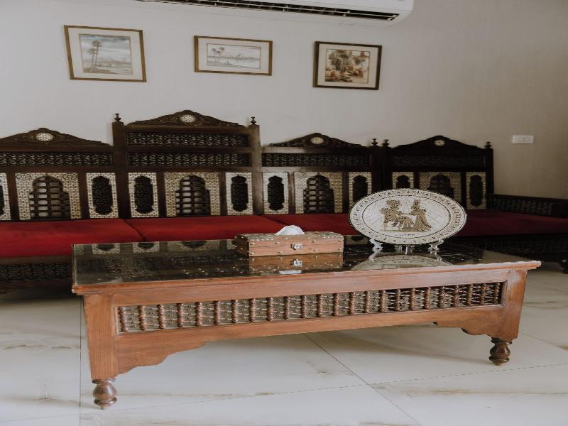 Jimmy Pyramids Hotel - Lobi