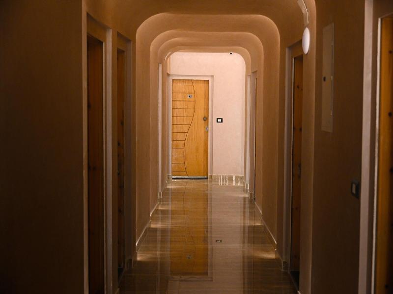 Jimmy Pyramids Hotel - Lobi