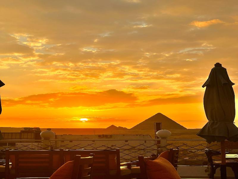 Jimmy Pyramids Hotel - Genel