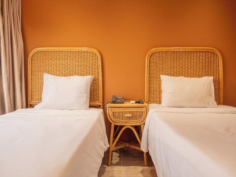 Jimmy Pyramids Hotel - Oda