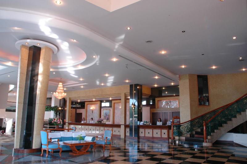 Camelot Hotel Pattaya - Oda