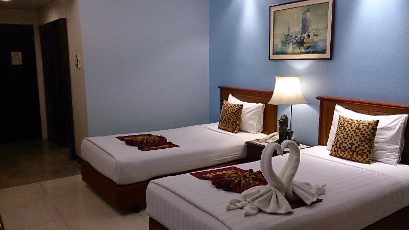 Camelot Hotel Pattaya - Oda