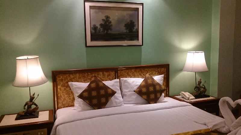 Camelot Hotel Pattaya - Oda