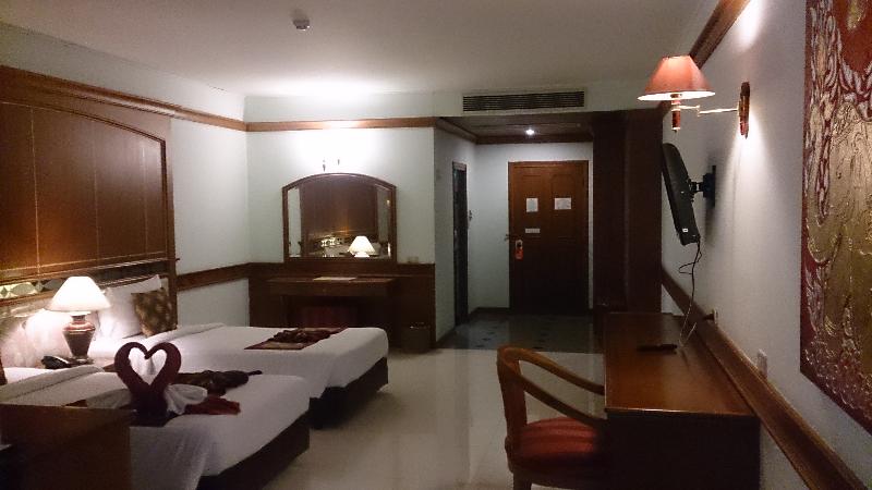 Camelot Hotel Pattaya - Oda