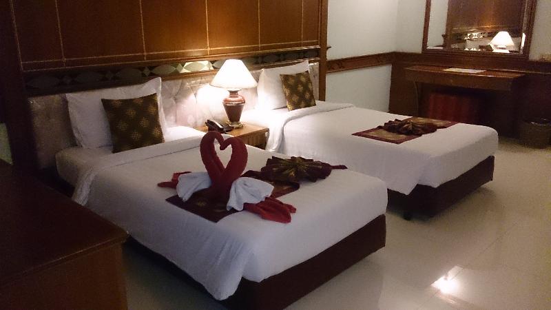Camelot Hotel Pattaya - Oda
