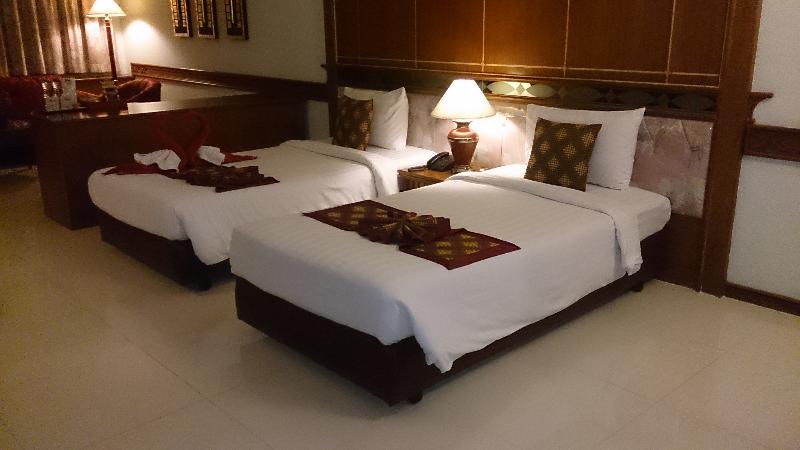 Camelot Hotel Pattaya - Oda