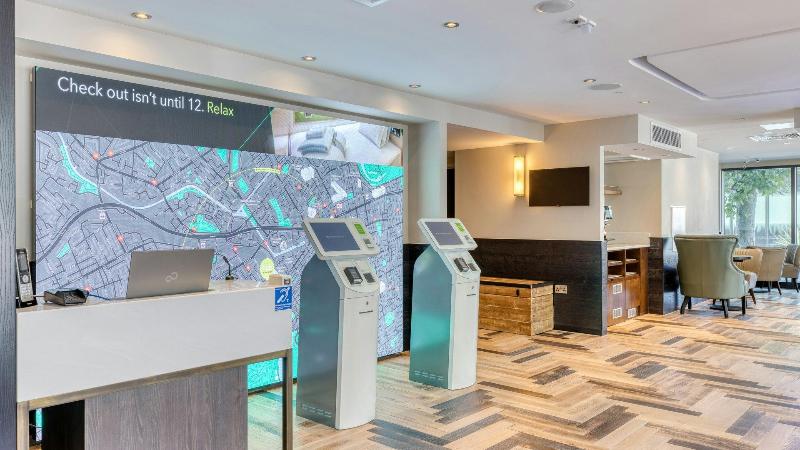 Hub By Premier Inn London Paddington - Station - Lobi