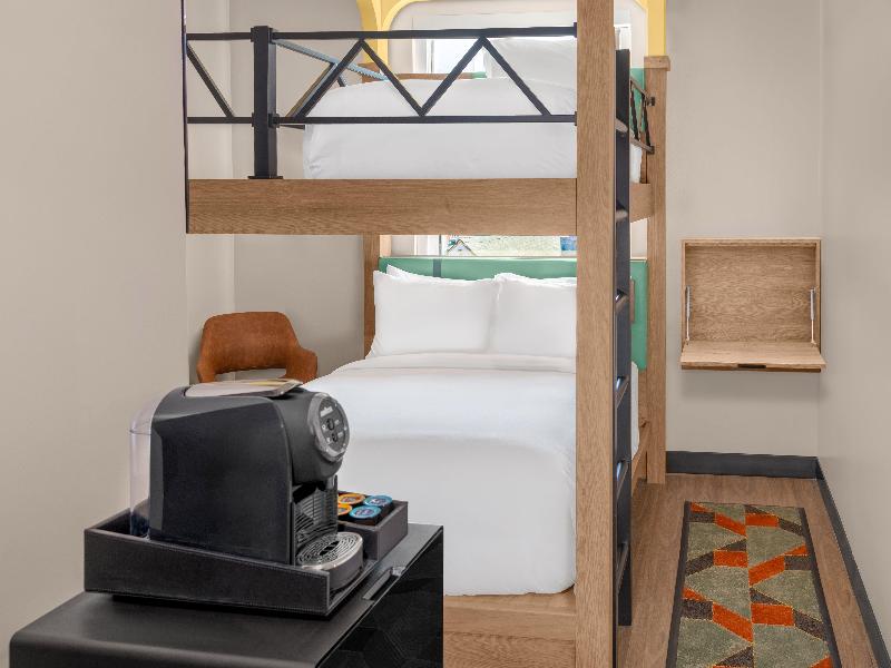 Voco Astoria, by IHG - Oda