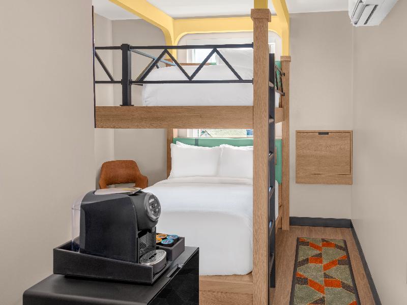 Voco Astoria, by IHG - Oda