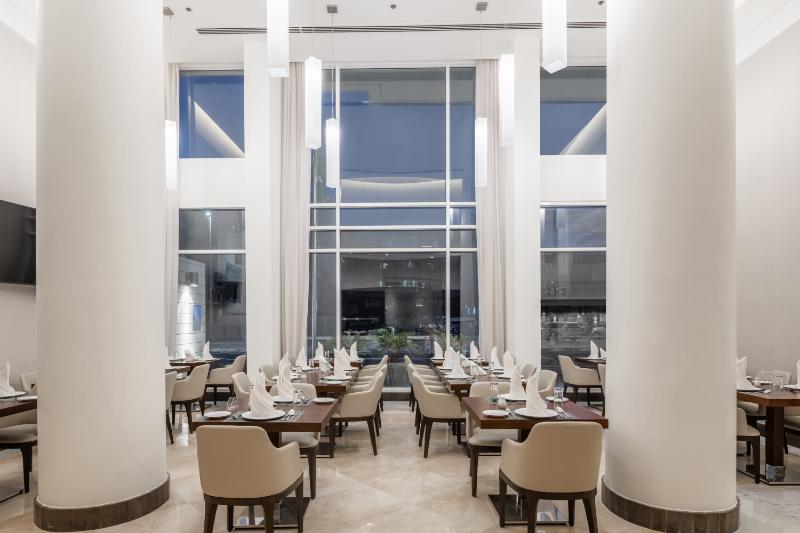 Landmark Hotels & Suites - Restoran