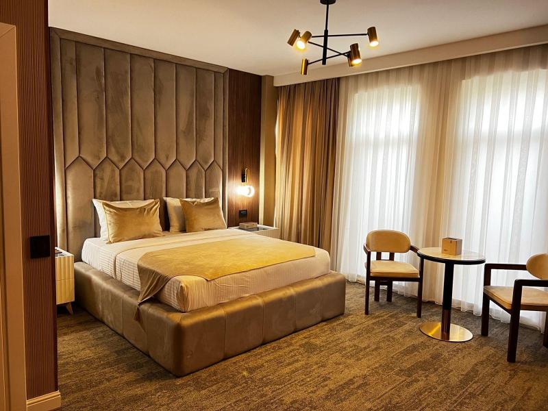 White Breeze Hotel - Oda