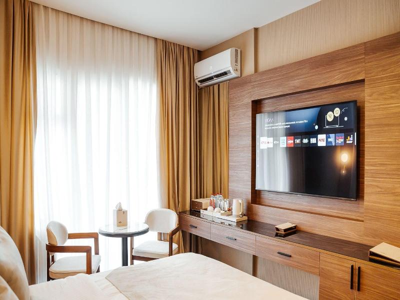 White Breeze Hotel - Oda