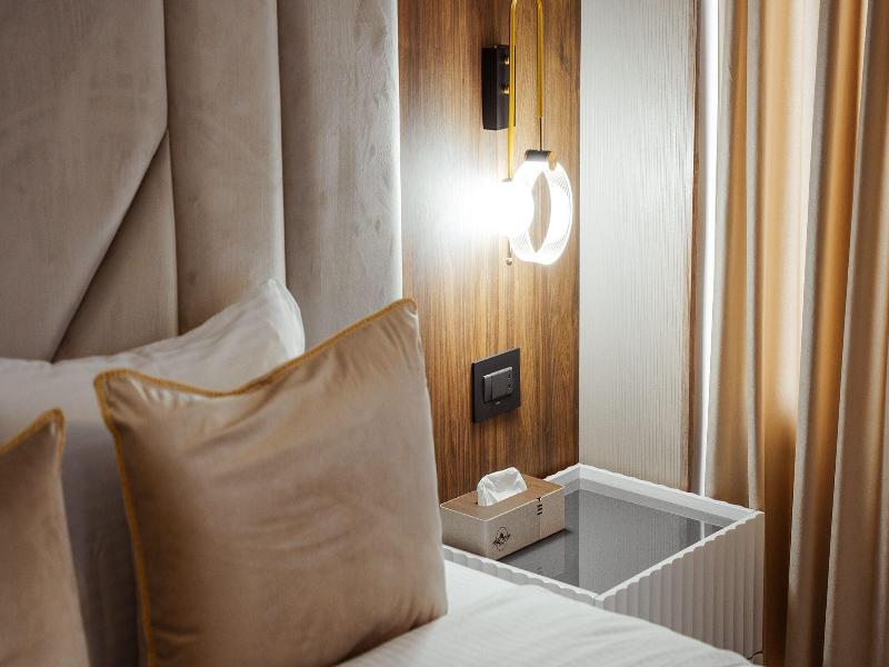 White Breeze Hotel - Oda