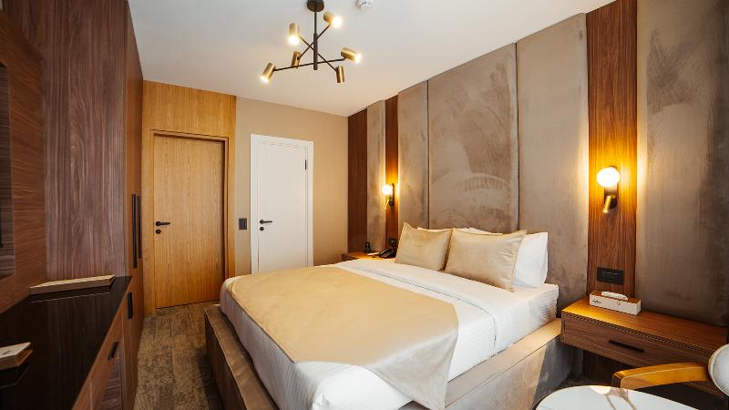 White Breeze Hotel - Oda