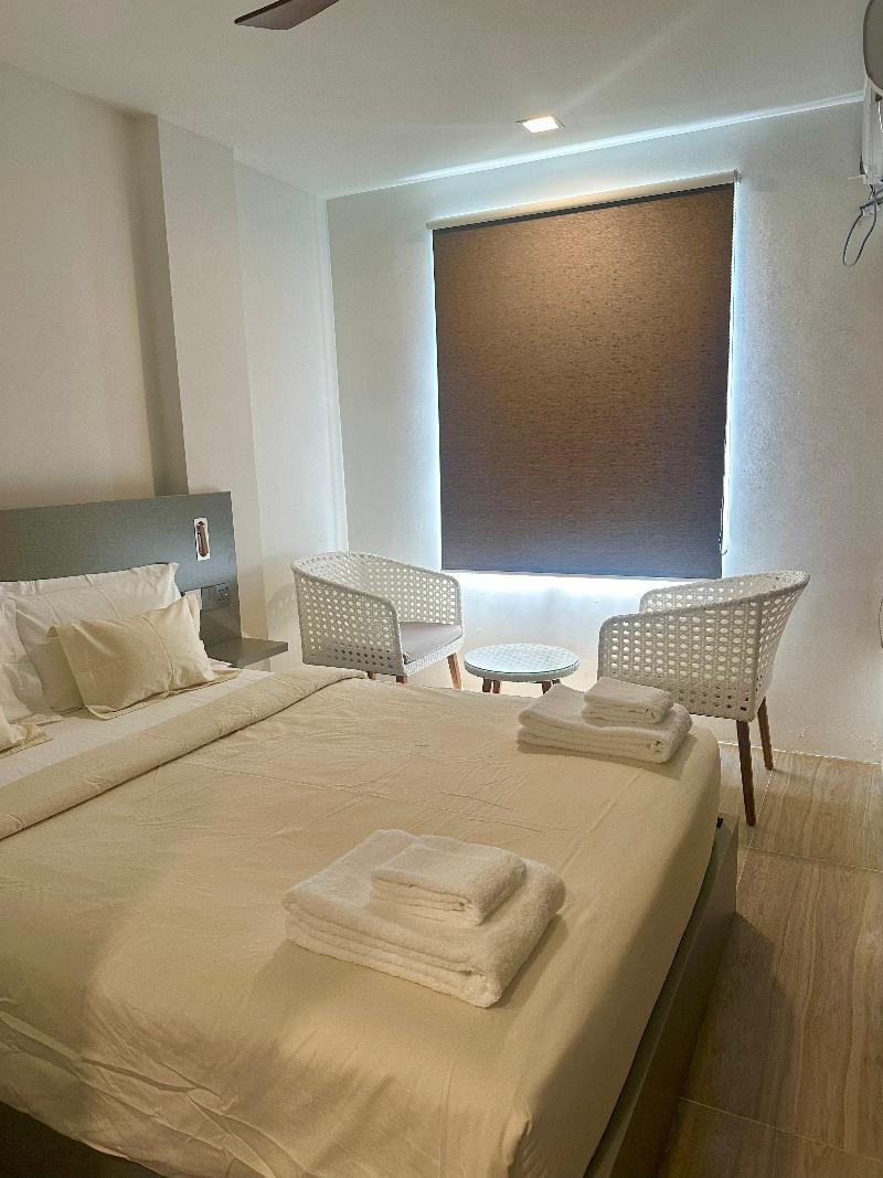 Avyanna Gulhi Beach Hotel - Oda