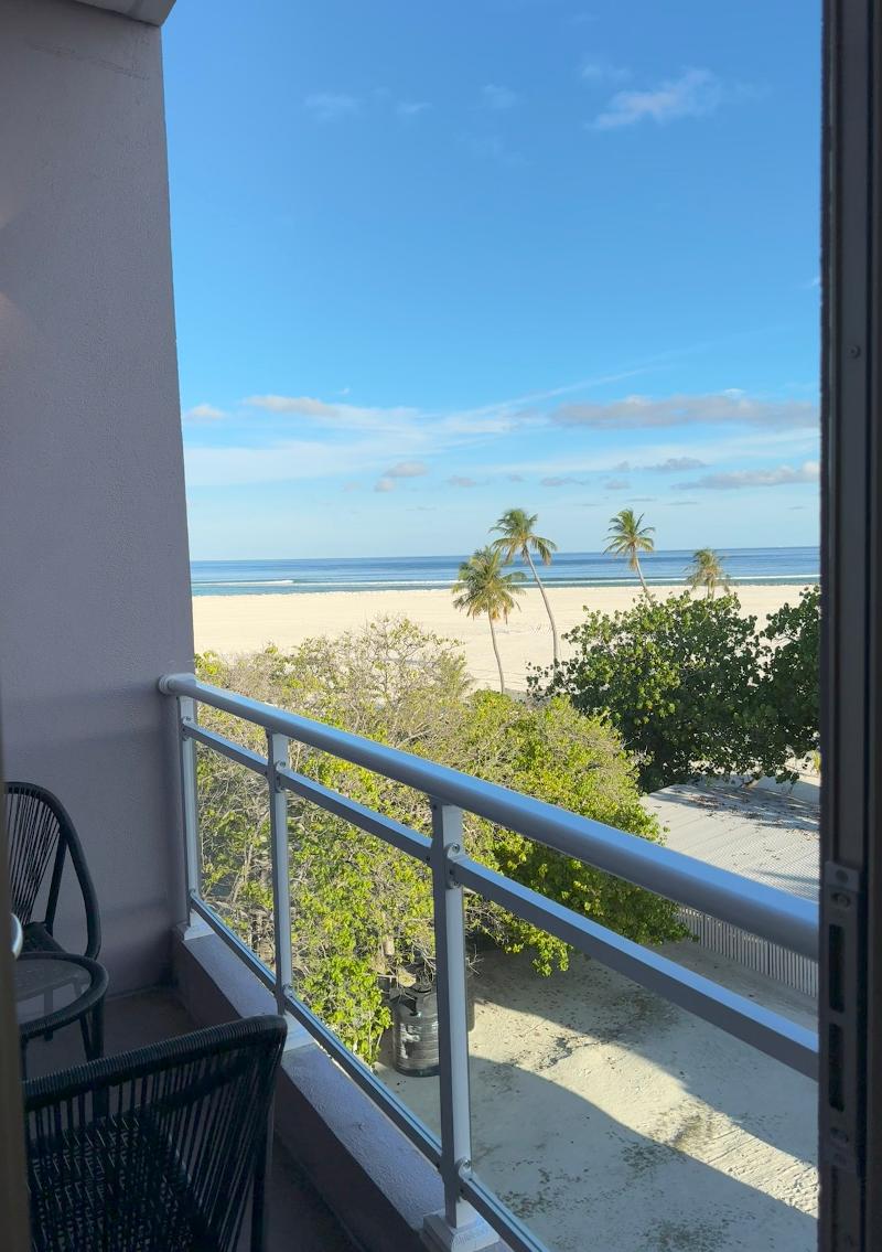 Avyanna Gulhi Beach Hotel - Oda