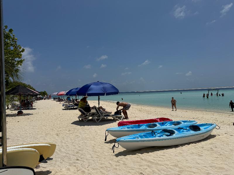Avyanna Gulhi Beach Hotel - Plaj