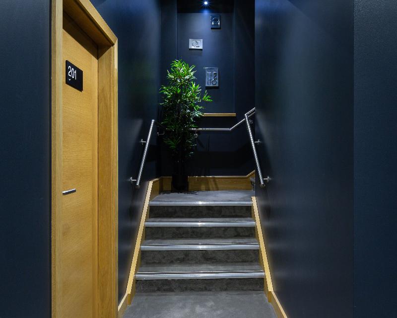 Libere London Edgware Road - Genel