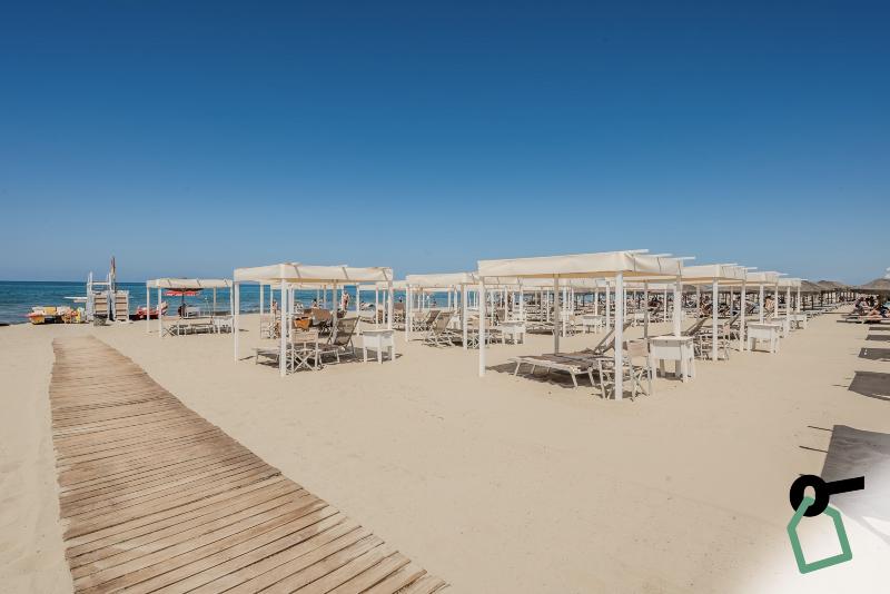 Hotiday Room Collection - Tirrenia - Plaj