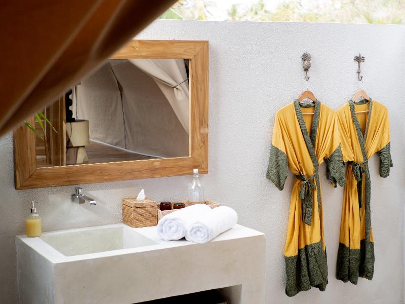 Dejama Glamping Resort Lombok - Oda