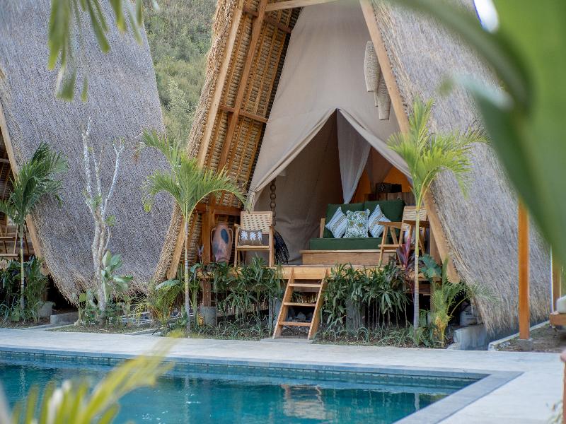 Dejama Glamping Resort Lombok - Oda