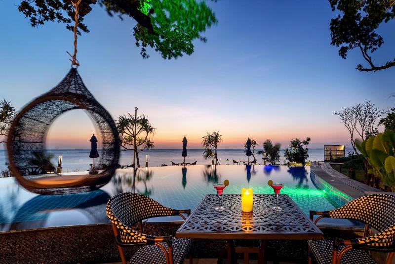 Nirvana Beach Resort - Genel