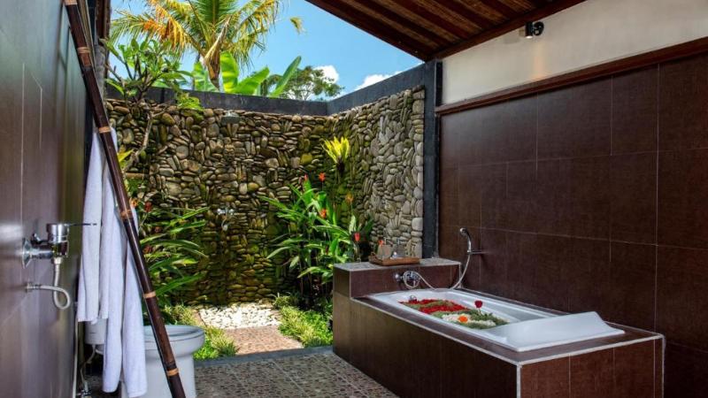 Hening Suite Ubud - Oda