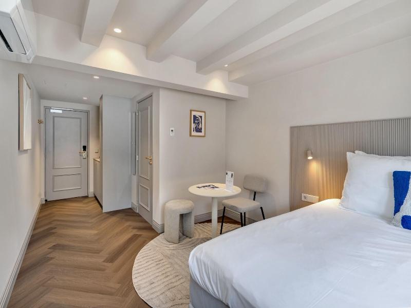 Hotel Kobalt - Oda