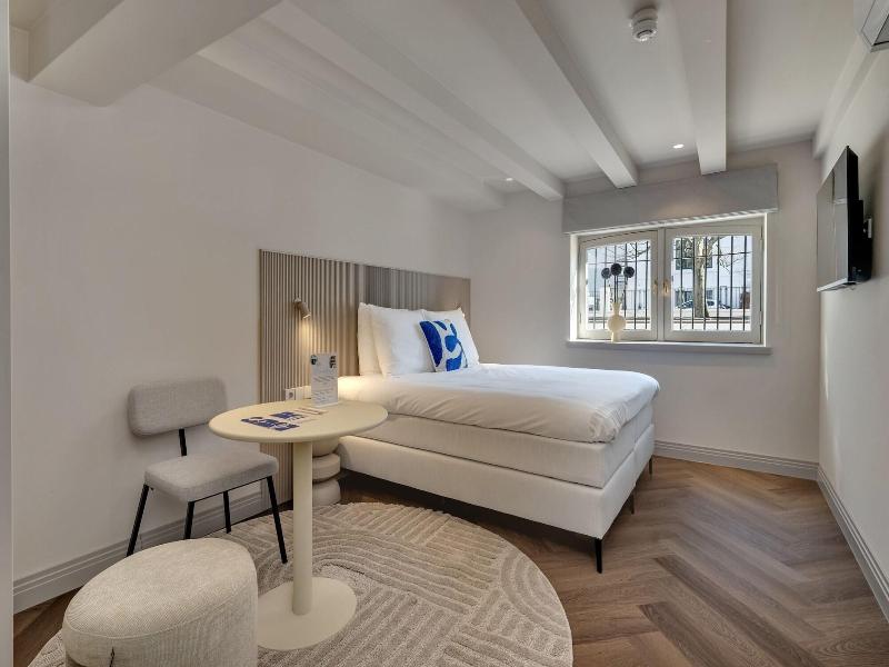 Hotel Kobalt - Oda