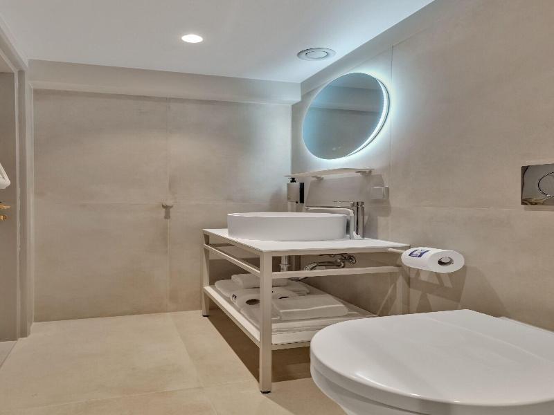 Hotel Kobalt - Oda