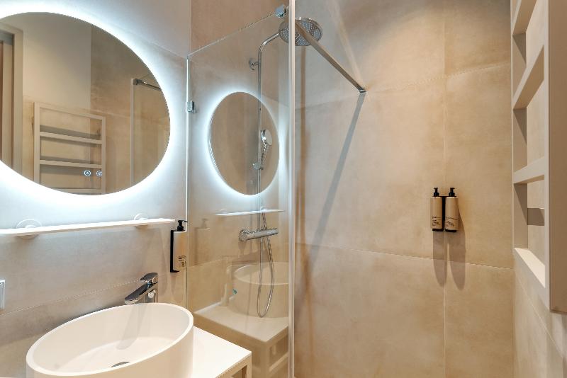 Hotel Kobalt - Oda