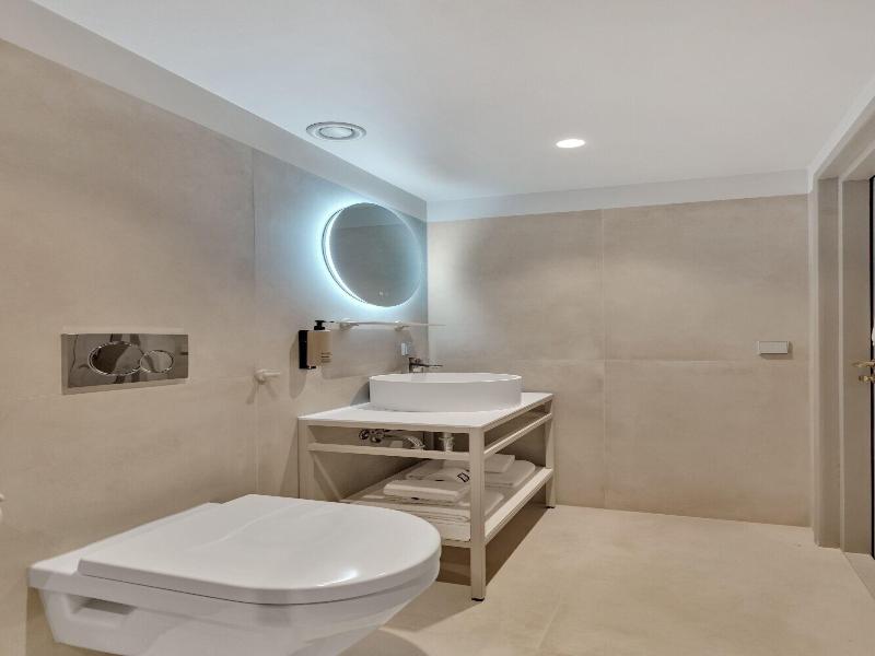 Hotel Kobalt - Oda