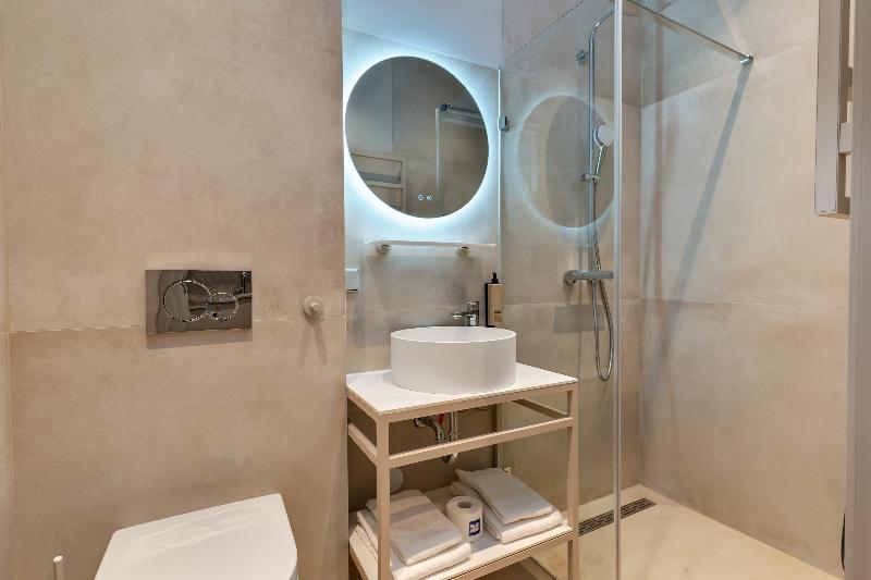 Hotel Kobalt - Oda