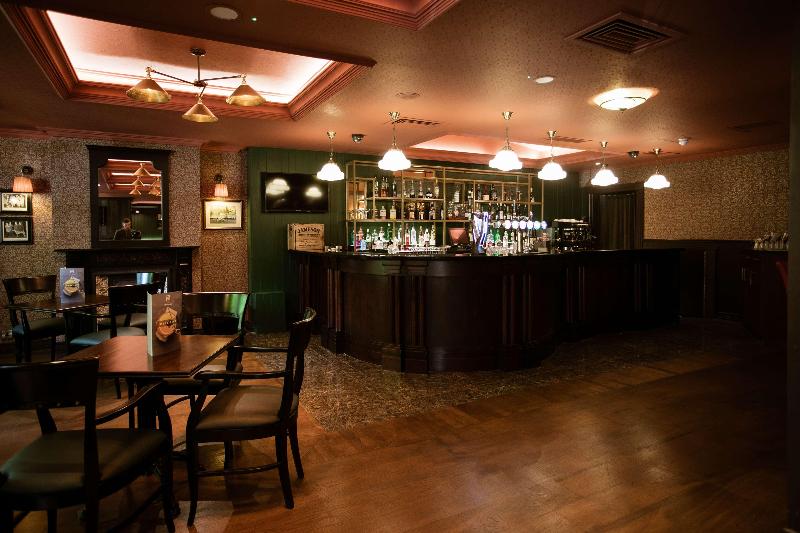 The Malone - Bar
