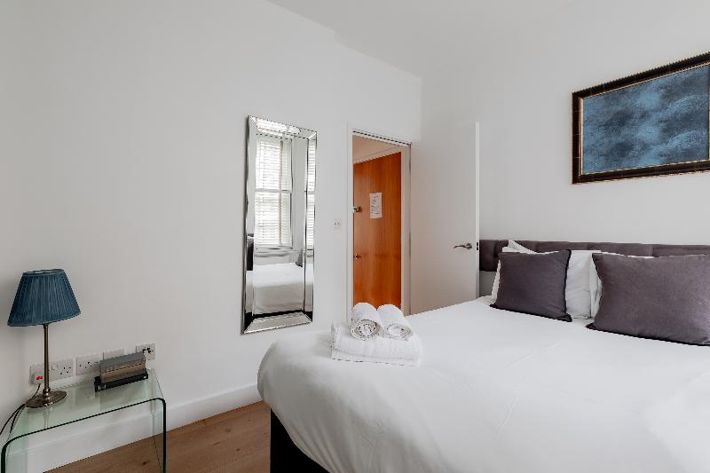 Excel Apartments Ltd - Oda